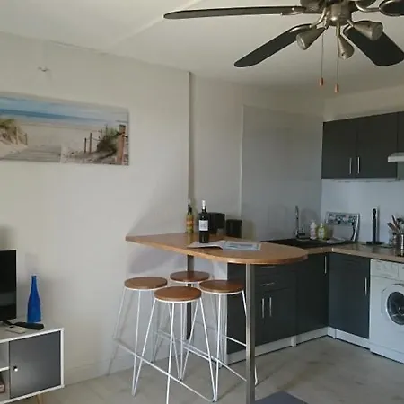 Appartement Vue panoramique exceptionnelle à Le Lavandou Extérieur photo